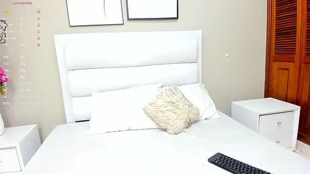 Dani rosse  online show from 02.12.26