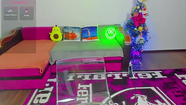 MiaKiittyy online show from 12.19.25