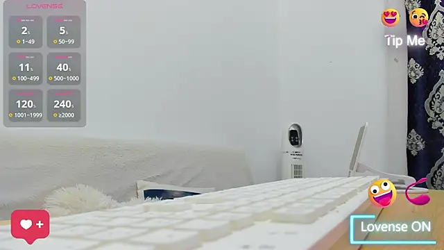 MiaKiittyy online show from 05.14.26