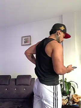 Snapshot of DeimonOficial chatting on 05.15.26 DeimonOficial online show from 05.15.26