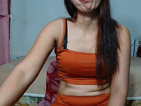 HelenaM online show from 11.13.25