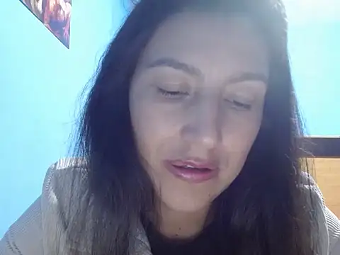 Snapshot of SarahFriendly chatting on 04.23.26 SarahFriendly online show from 04.23.26