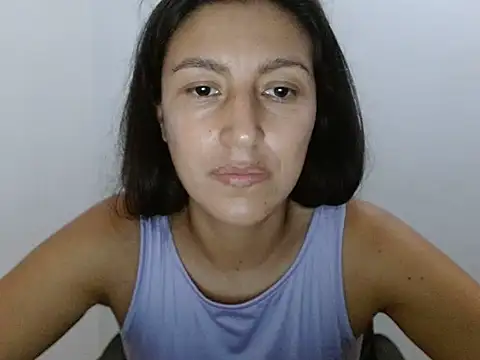 Snapshot of SarahFriendly chatting on 07.28.26 SarahFriendly online show from 07.28.26