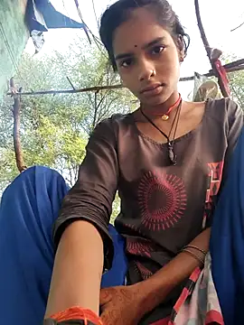Snapshot of Gulika_Doshi chatting on 10.20.25 Gulika Doshi online show from 10.20.25