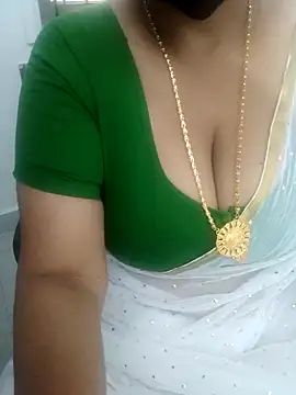 Snapshot of tami_lavanya chatting on 04.27.26 tami lavanya online show from 04.27.26