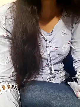 Aarti-kumri online show from 11.03.25