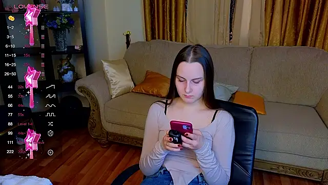 Kelly Cartier online show from 01.14.26