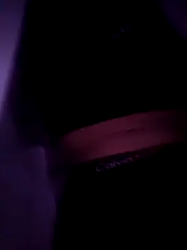 Snapshot of Fvrxxo19cm chatting on 11.04.25 Fvrxxo19cm online show from 11.04.25