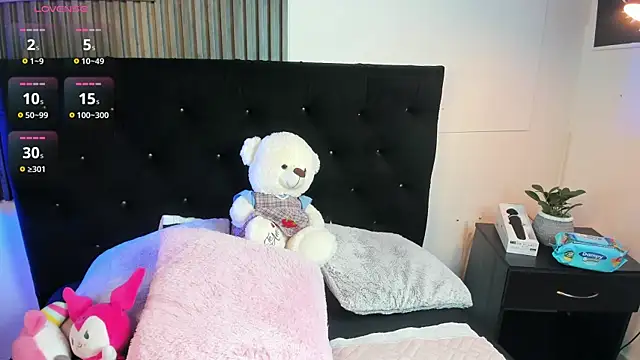 nanny  cute online show from 09.28.25