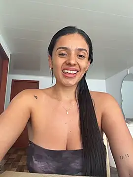 Snapshot of AnaaFaith_ chatting on 08.06.26 AnaaFaith online show from 08.06.26