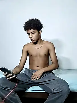 Manuel Mateus1 online show from 11.25.25