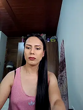 Snapshot of grecia_live69 chatting on 10.10.25 grecia live69 online show from 10.10.25