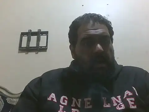 elpoop7305 online show from 01.14.26