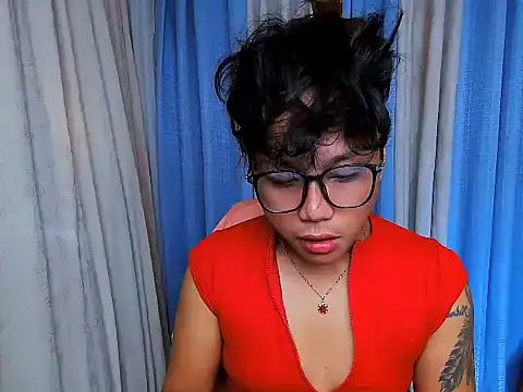 Snapshot of YourNikkieXxx chatting on 07.06.26 YourNikkieXxx online show from 07.06.26