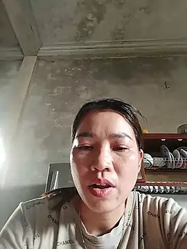 Snapshot of MinniMia chatting on 06.22.26 MinniMia online show from 06.22.26