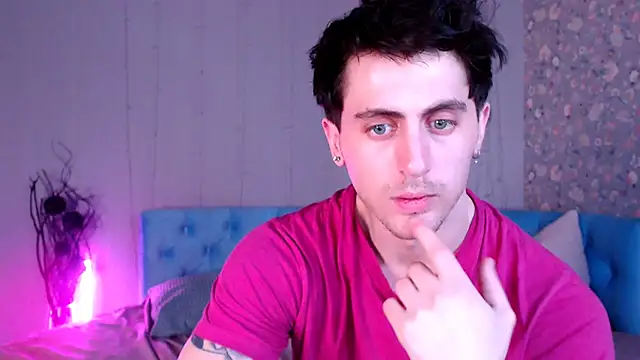 Snapshot of Oscar_Miller_ chatting on 03.14.26 Oscar Miller online show from 03.14.26