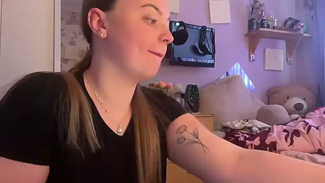 SexySashaxox online show from 02.20.26