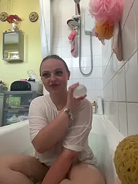 Snapshot of SexySashaxox chatting on 05.22.26 SexySashaxox online show from 05.22.26