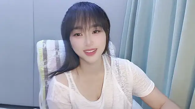 Snapshot of Honeysexy-1 chatting on 09.18.25 Honeysexy-1 online show from 09.18.25