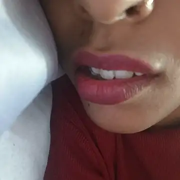 Snapshot of wildradha chatting on 10.22.25 wildradha online show from 10.22.25