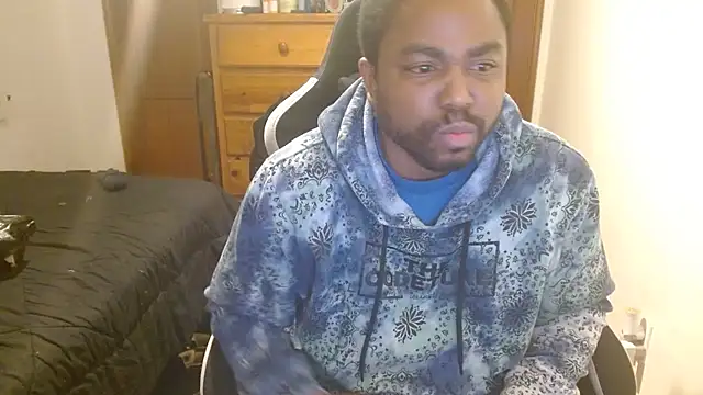 Snapshot of Breadwinnah chatting on 11.21.25 Breadwinnah online show from 11.21.25