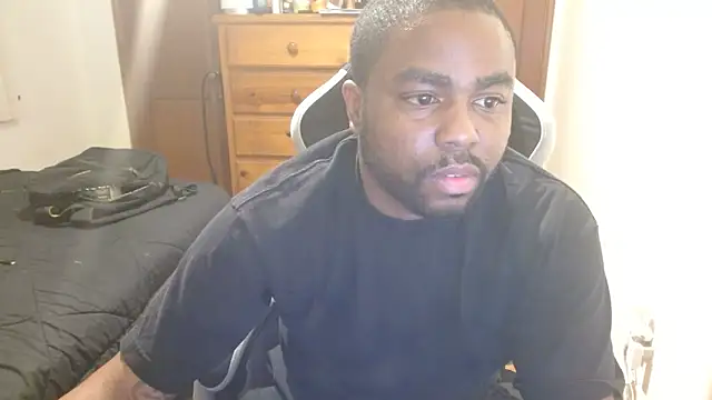 Snapshot of Breadwinnah chatting on 12.04.25 Breadwinnah online show from 12.04.25