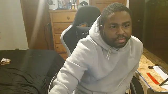 Snapshot of Breadwinnah chatting on 01.06.26 Breadwinnah online show from 01.06.26