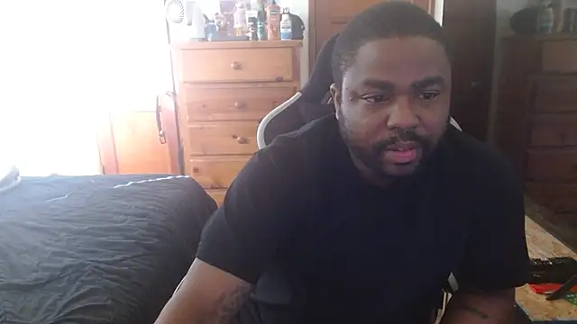 Snapshot of Breadwinnah chatting on 02.02.26 Breadwinnah online show from 02.02.26