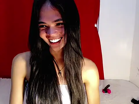 Snapshot of Linseyprats chatting on 10.25.25 Linseyprats online show from 10.25.25