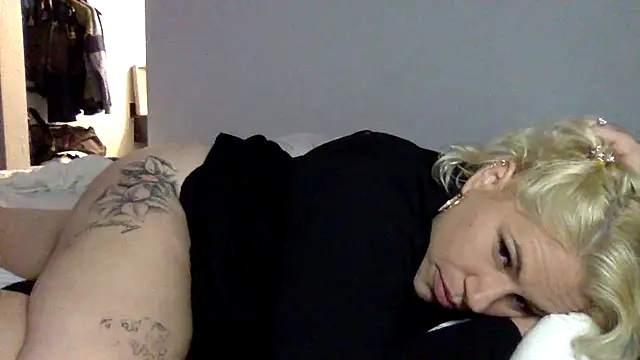 toomuchofafreak online show from 09.08.25