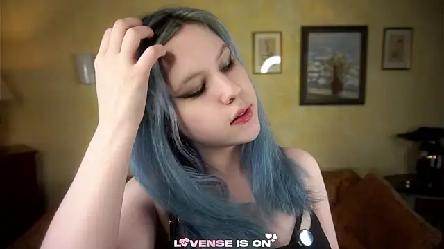 Snapshot of ElizSpieth chatting on 05.24.26 ElizSpieth online show from 05.24.26