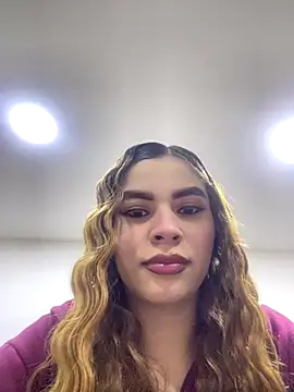 CharlotteBrownn  online show from 11.13.25