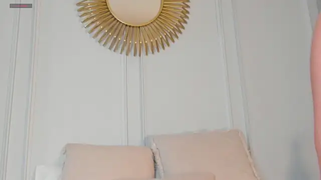 Snapshot of CharlotteBrownn_ chatting on 07.25.26 CharlotteBrownn online show from 07.25.26