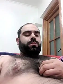 Snapshot of body02081 chatting on 10.06.25 body02081 online show from 10.06.25