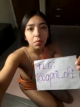 missapril0101 online show from 04.18.26