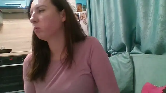 ALICAINWONDERLAND online show from 12.05.25