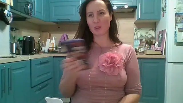 ALICAINWONDERLAND online show from 12.19.25