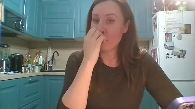 ALICAINWONDERLAND online show from 04.08.26