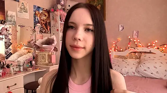 AxyKitten online show from 10.19.25