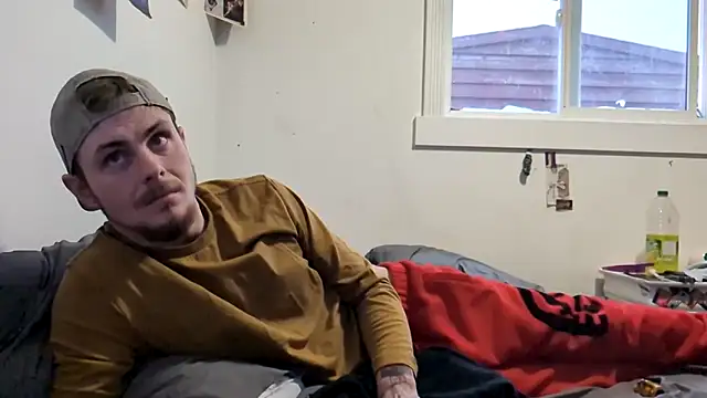 youngblondetwink online show from 12.22.25