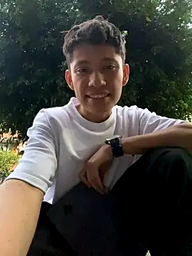 elfernh online show from 10.25.25