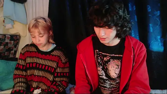 Snapshot of MixiPeach chatting on 06.01.26 MixiPeach online show from 06.01.26