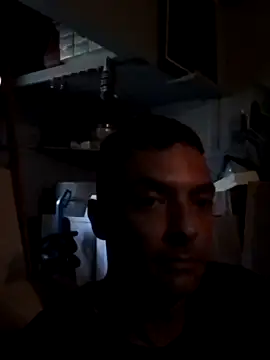 Snapshot of dicinyou80 chatting on 09.11.25 dicinyou80 online show from 09.11.25