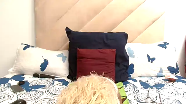 XXBUBBLYBARBIEXX online show from 11.03.25