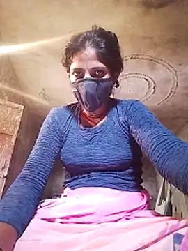 Snapshot of MISS-KAYA chatting on 10.22.25 MISS-KAYA online show from 10.22.25