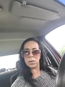 Snapshot of Rosaliemilaxxx chatting on 09.27.25 Rosaliemilaxxx online show from 09.27.25