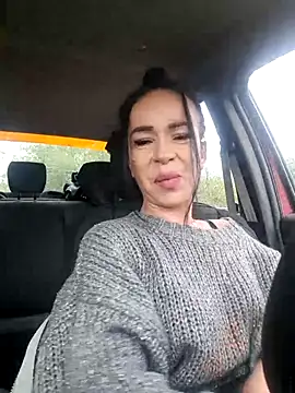 Snapshot of Rosaliemilaxxx chatting on 10.04.25 Rosaliemilaxxx online show from 10.04.25