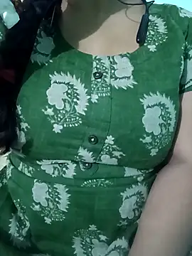 Snapshot of Anjali-bhabhi chatting on 02.12.26 Anjali-bhabhi online show from 02.12.26