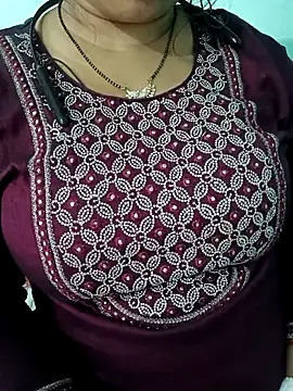 Snapshot of Anjali-bhabhi chatting on 02.28.26 Anjali-bhabhi online show from 02.28.26