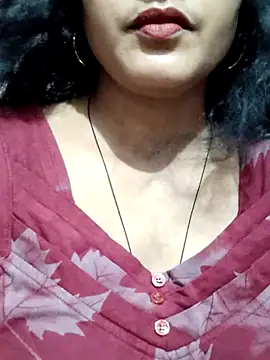 Snapshot of spicysuhana chatting on 06.26.26 spicysuhana online show from 06.26.26